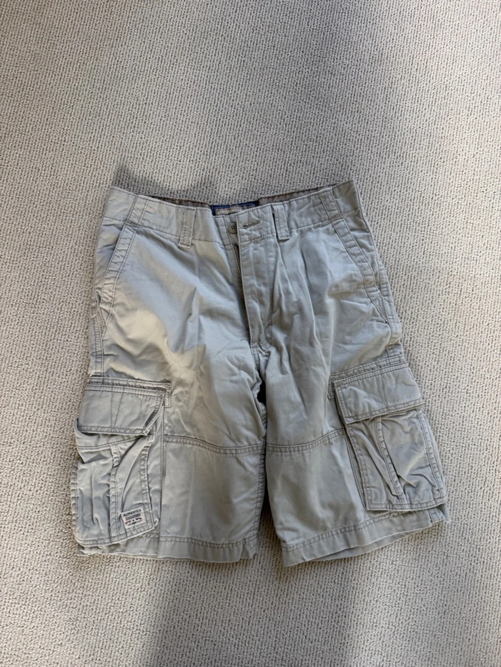 Signature by Levi Strauss Gray Cargo Shorts with Multiple Pockets 🌿